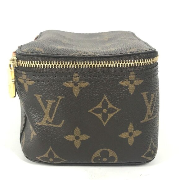LOUIS VUITTON Brown Monogram Canvas Pouch - Picture 3 of 11